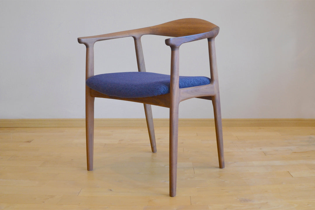 アウトレット!アームチェア Omega(オメガ)ウォールナット材