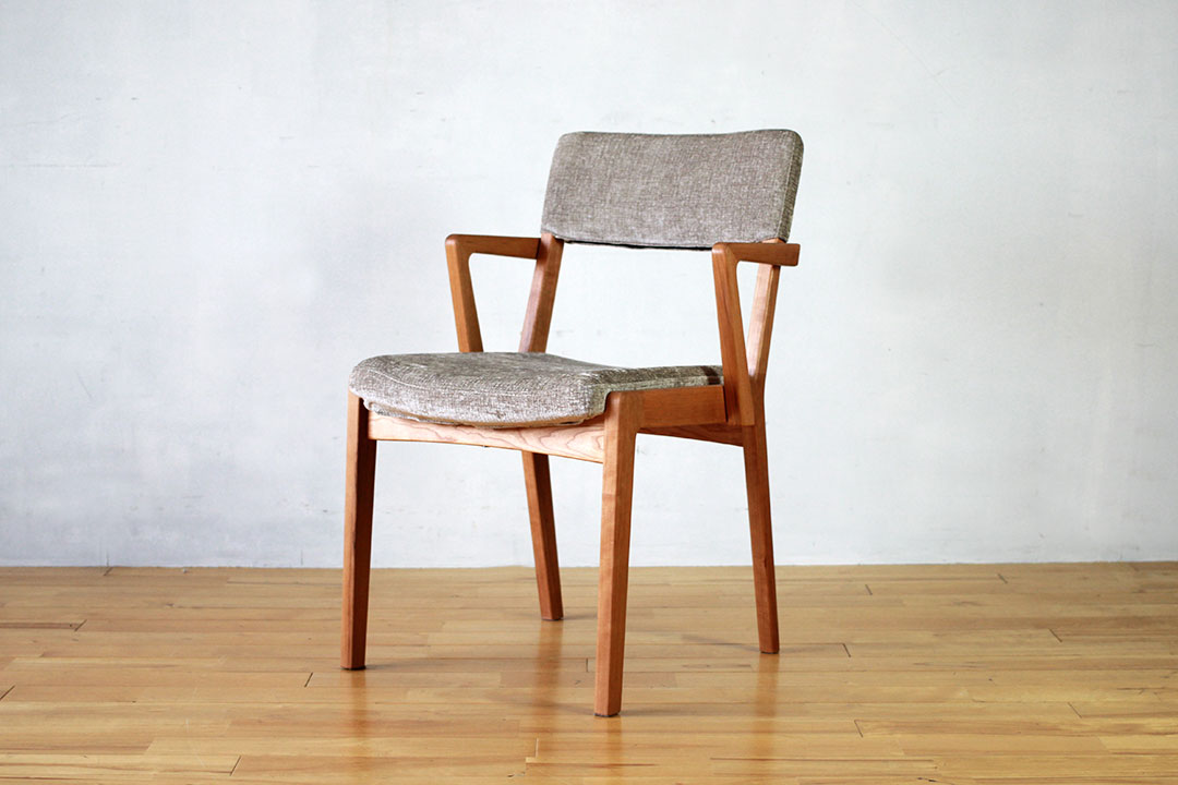 ハーフアームチェア DC349