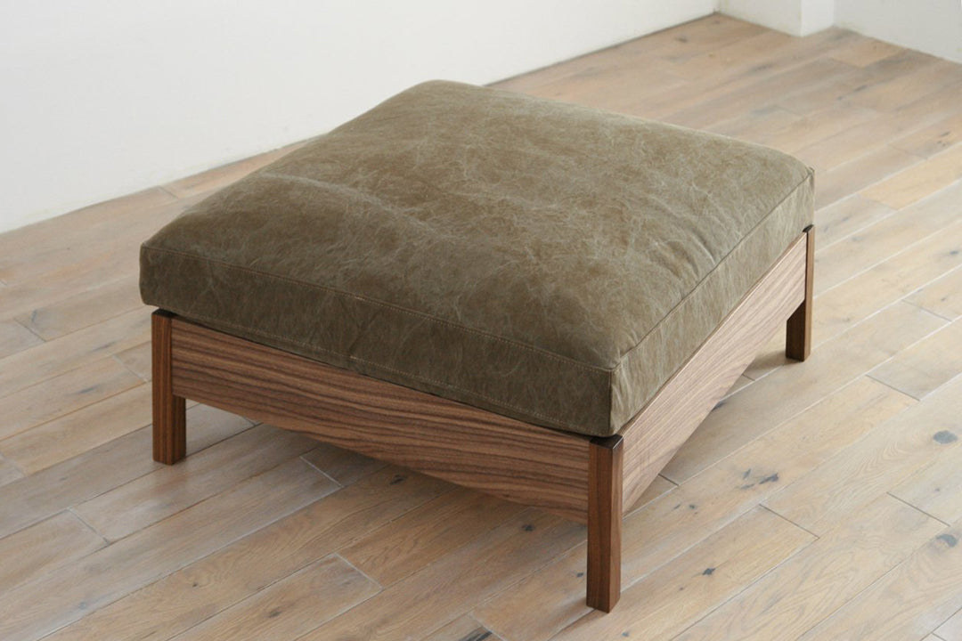 スクエアオットマン077　RIPOSO (リポーゾ)