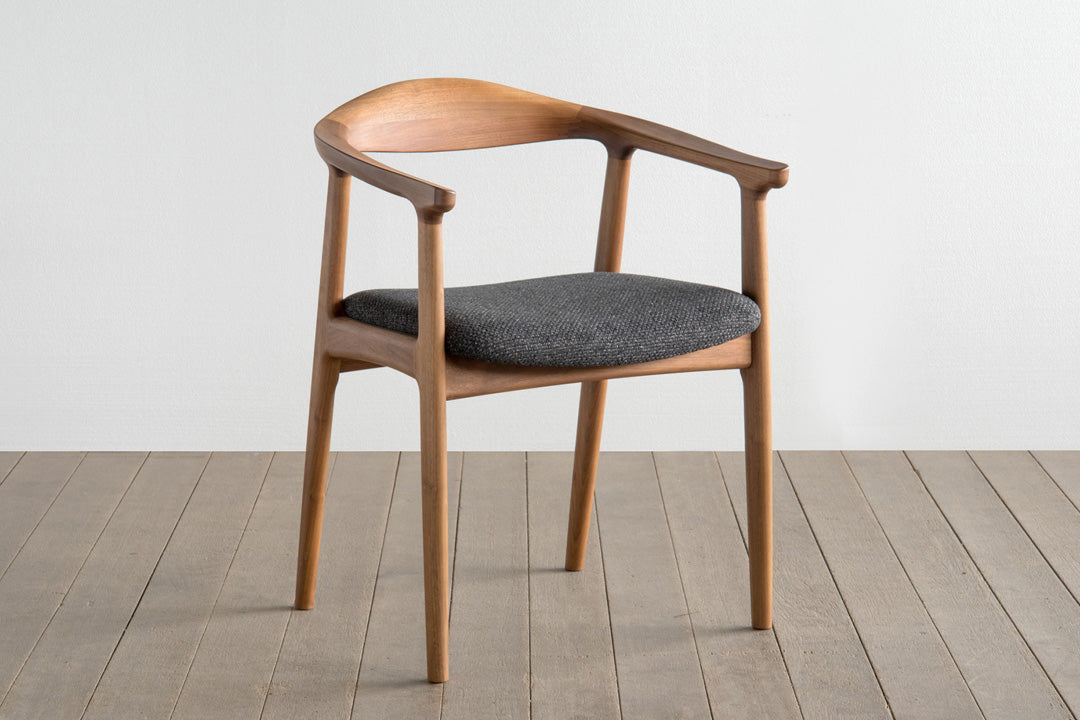 アームチェア Omega（オメガ）